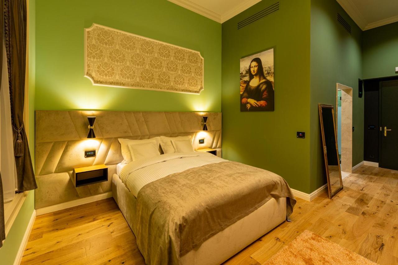 Boutique Hotel Cocosul De Aur Targu Mures Exterior photo